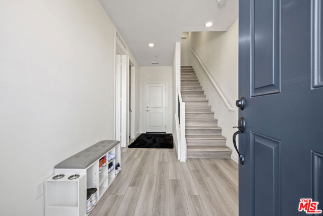 27109 Valley Oak Place photo 13