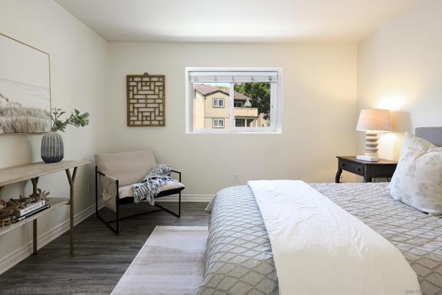 5033 Los Morros Way, Oceanside CA: https://media.crmls.org/mediaz/20825bc7-0b89-4cee-a9b7-6965cb5e9467.jpg