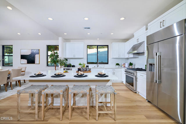 Detail Gallery Image 6 of 36 For 3245 Arrowhead Ct, Altadena,  CA 91001 - 4 Beds | 3/1 Baths