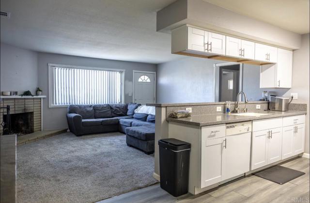 Detail Gallery Image 21 of 39 For 249 W Graaf Ave, Ridgecrest,  CA 93555 - 4 Beds | 2 Baths