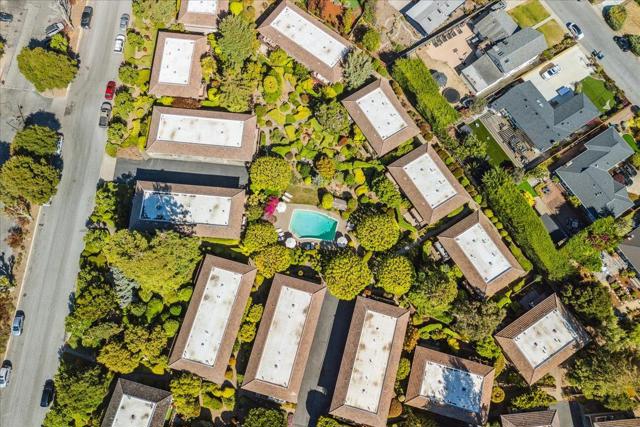 9500 Center Street, Carmel CA: https://media.crmls.org/mediaz/208441b4-3543-434e-80a7-c3a19943a88f.jpg