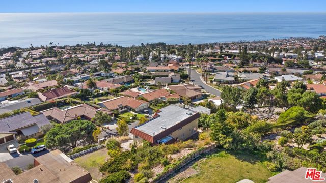 6461 Chartres Drive, Rancho Palos Verdes, California 90275, 4 Bedrooms Bedrooms, ,4 BathroomsBathrooms,Residential,For Sale,Chartres,25489123