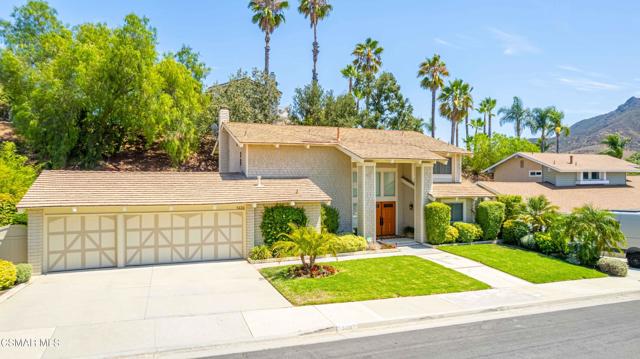 5426 Cedarhaven Drive, Agoura Hills CA: https://media.crmls.org/mediaz/2084db2d-bc3c-4afe-9c52-8d6d00277f52.jpg