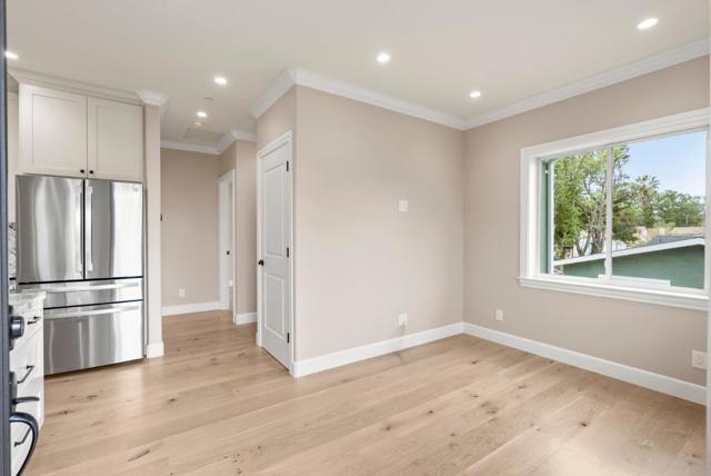 30 16th Avenue, San Mateo CA: https://media.crmls.org/mediaz/208619d3-4a2a-4513-8e9f-0cf9eaa90bac.jpg