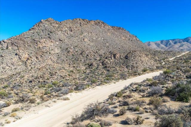 Image 72 of 80 For 57795 Big Horn Drive