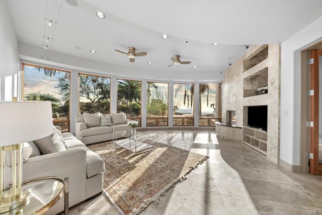 Image 43 of 75 For 14949 Presilla Dr