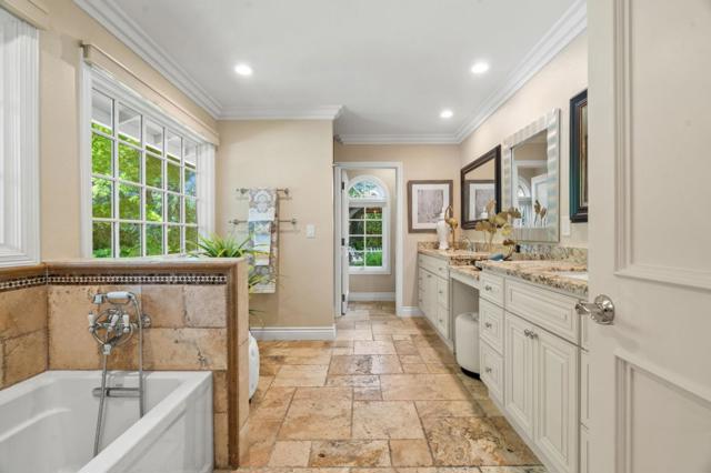 14811 Vickery Avenue, Saratoga CA: https://media.crmls.org/mediaz/208731b7-36c1-40cf-98fb-8fae2c199954.jpg