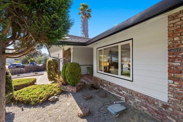 30 Conejo Drive, Millbrae CA: https://media.crmls.org/mediaz/208879fe-58e7-4969-85fa-e38670be098d.jpg
