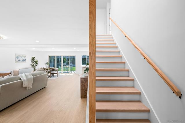 Image 17 of 50 For 4716 Murat Pl