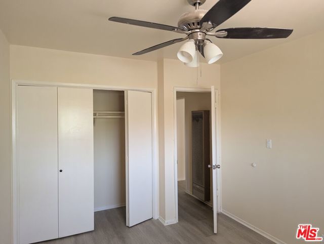 1365 Orange Grove Avenue, Glendale CA: https://media.crmls.org/mediaz/2088e18d-201b-4d19-8d58-fa619f8bfc8c.jpg