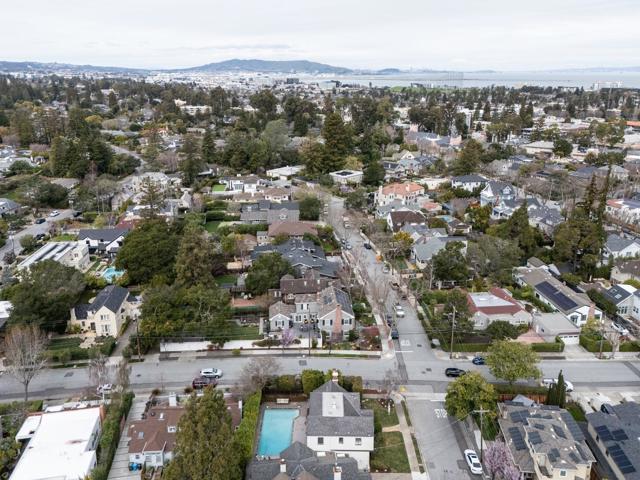 245 Chapin Lane, Burlingame CA: https://media.crmls.org/mediaz/20898b37-2c70-4c13-81d9-190365ca78d4.jpg