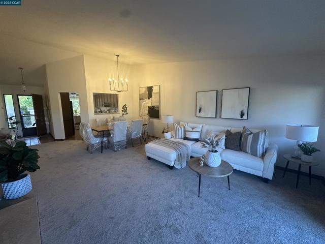 4329 Terra Granada Drive, Walnut Creek CA: https://media.crmls.org/mediaz/2089b539-22a0-41c9-9131-dea3f26b590f.jpg