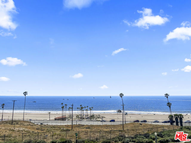 145 Napoleon Street, Playa del Rey CA: https://media.crmls.org/mediaz/208a3185-88e4-4899-97c1-47b31bdbfb50.jpg