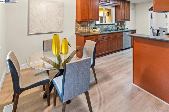 25631 Paul Ct, Hayward CA: https://media.crmls.org/mediaz/208a9874-d36f-4dd6-ba7d-2c7cf7aa3445.jpg