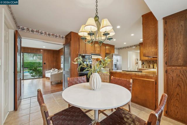 Image 12 of 44 For 34 Sherwood Ct