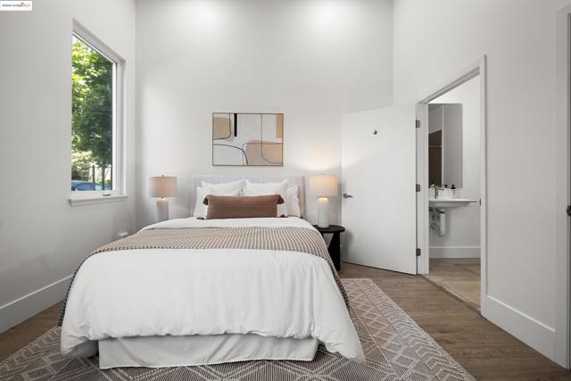 1545 32nd St, Oakland CA: https://media.crmls.org/mediaz/208d25e2-a743-4f57-9443-d60b5ba42b81.jpg