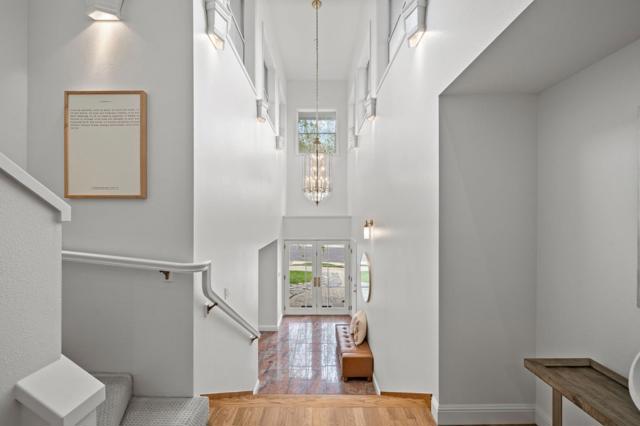 1050 Connecticut Drive, Redwood City CA: https://media.crmls.org/mediaz/208d6c99-b78f-4077-8a03-d613764b5ad0.jpg