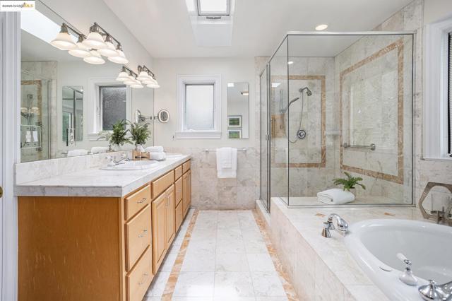 1415 Vancouver Ave, Burlingame CA: https://media.crmls.org/mediaz/208f306e-37b7-4ab0-ba2e-ffc6c15c770f.jpg