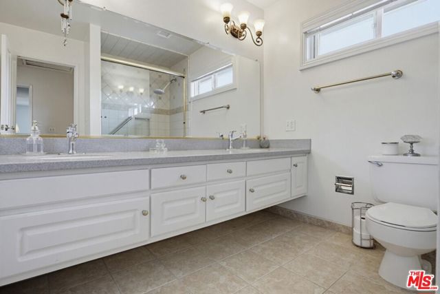 Image 28 of 49 For 4772 Cathy Avenue