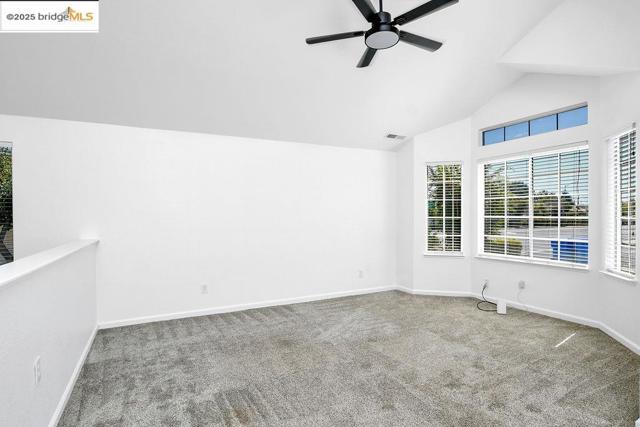 738 Valley Green Dr, Brentwood CA: https://media.crmls.org/mediaz/2091da3a-0853-4d44-8907-306b5add4afe.jpg