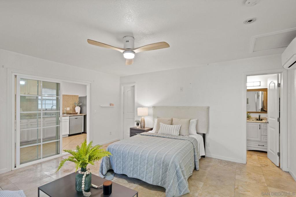 MLS #250043709SD image #13