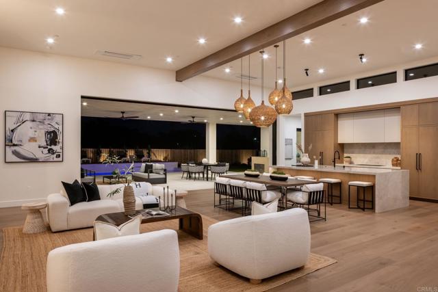 Detail Gallery Image 26 of 39 For 601 N Cedros, Solana Beach,  CA 92075 - 5 Beds | 5/1 Baths