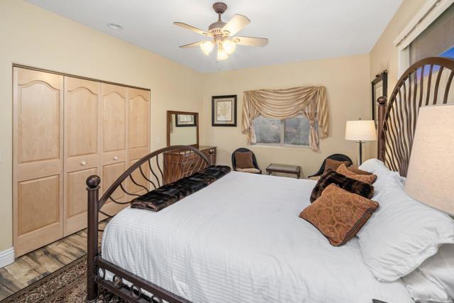 18351 WOODS HILL, Ramona CA: https://media.crmls.org/mediaz/2093eb5b-3c5d-498f-afcb-41716e98f00c.jpg