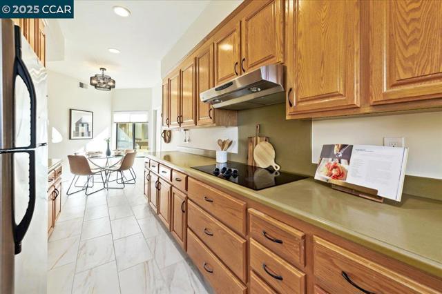 3711 Terra Granada, Walnut Creek CA: https://media.crmls.org/mediaz/2094c0b5-a5b7-4b31-8bc1-84279552f452.jpg