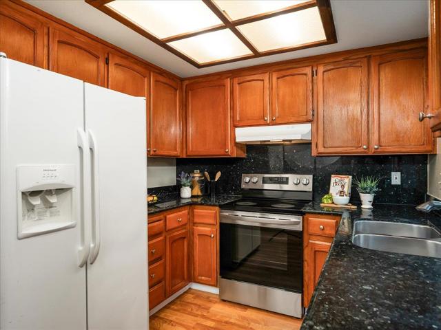 1507 New Bedford ct Court, San Jose CA: https://media.crmls.org/mediaz/2096267e-dda6-40a8-bf82-2e9b39262167.jpg