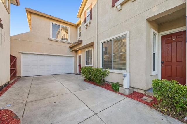 3455 Maroun Place, San Jose CA: https://media.crmls.org/mediaz/20980eb3-7243-4d8e-9d22-acc7e5433ee2.jpg