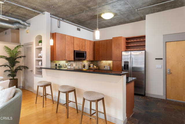 Detail Gallery Image 4 of 33 For 840 E Green St #309,  Pasadena,  CA 91101 - 1 Beds | 1 Baths