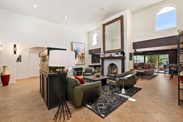 Image 8 of 72 For 73191 Shadow Mountain Drive