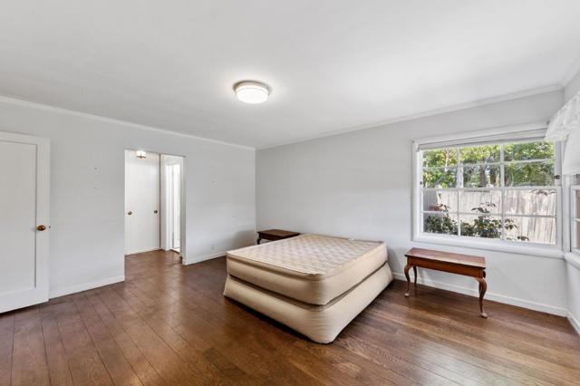 680 Fairway Circle, Hillsborough CA: https://media.crmls.org/mediaz/209a9b82-d2b8-4323-abd6-ad70db145ca1.jpg