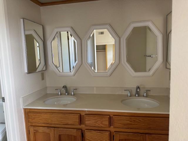 34198 Tony Terrace, Fremont CA: https://media.crmls.org/mediaz/209b1195-a1e1-4014-b27e-a85f75220fbb.jpg