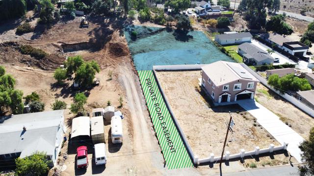 0 Echo Dr, La Mesa CA: https://media.crmls.org/mediaz/209b21c2-2eca-46c6-9474-97fd27b4072b.jpg