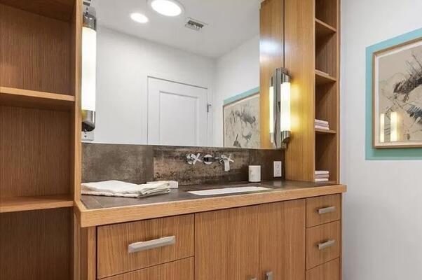 3045 N Cerritos Road, Palm Springs CA: https://media.crmls.org/mediaz/209b7d54-af26-4824-a47b-3014aa40fcc0.jpg