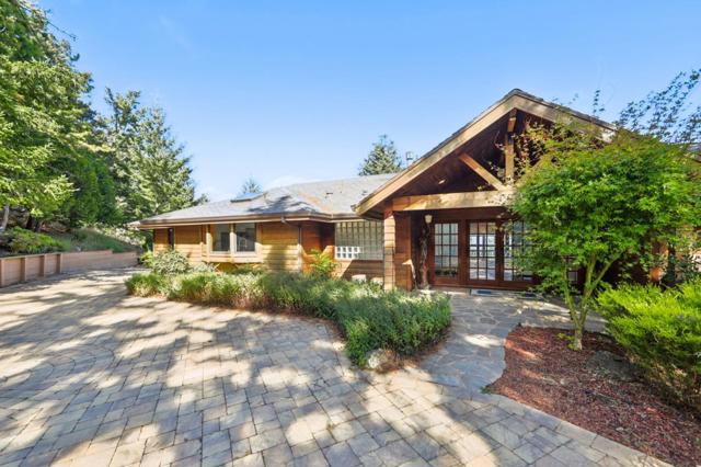16501 Skyline Boulevard, Woodside CA: https://media.crmls.org/mediaz/209bac27-72bf-4587-88ee-b675e8c219df.jpg