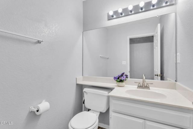 Detail Gallery Image 31 of 35 For 42950 Burlwood Dr, Lancaster,  CA 93536 - 4 Beds | 2/1 Baths