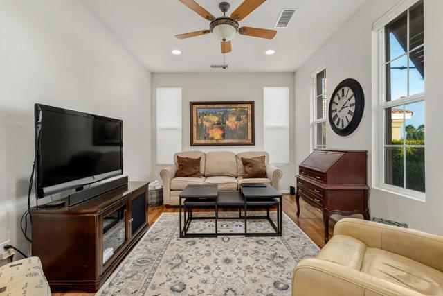 81172 Victoria Lane, La Quinta CA: https://media.crmls.org/mediaz/209df8e5-f7f3-404d-b95d-b1d2e65f841a.jpg