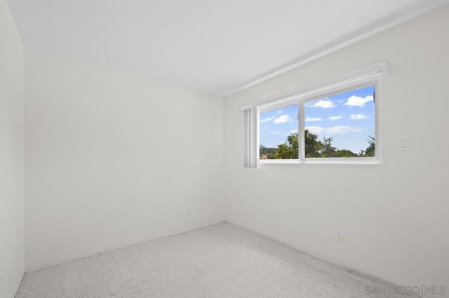13514 Avenida Del Charro, El Cajon CA: https://media.crmls.org/mediaz/209ebadf-e57f-49c8-9e66-3ee3ba8e8a5b.jpg