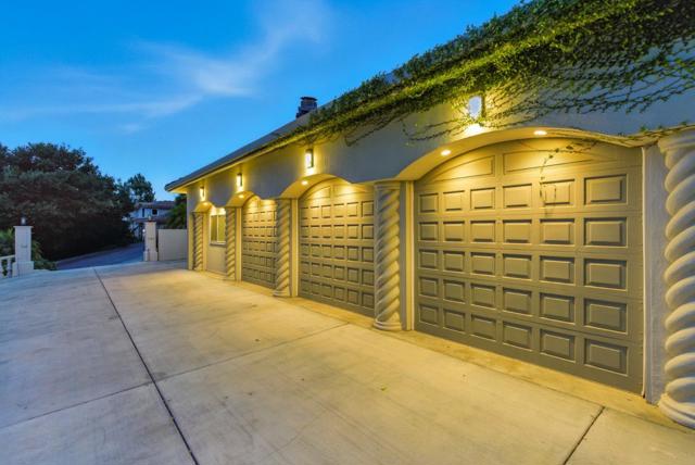 1 Lewis Ranch Road, San Carlos CA: https://media.crmls.org/mediaz/209f1ed4-9bec-4b38-9201-16a971426c17.jpg