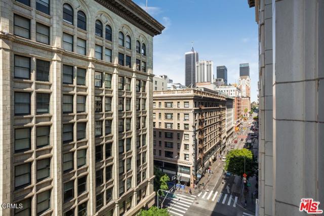 460 S Spring Street, Los Angeles CA: https://media.crmls.org/mediaz/20a04efc-fc11-4d18-a0f4-4fa925a97276.jpg