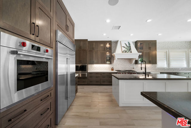 20517 W Deer Grass Court, Porter Ranch CA: https://media.crmls.org/mediaz/20a06c5c-4632-441d-b2fb-435f0f10e2d5.jpg