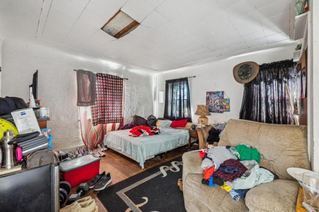 229 Elm Street, Watsonville CA: https://media.crmls.org/mediaz/20a0855f-9b97-42e0-8ecd-d317a44971d4.jpg