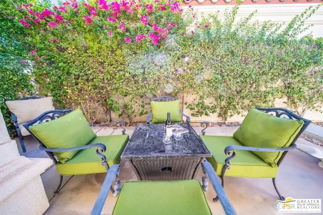 57410 Via Vista Vista, La Quinta CA: https://media.crmls.org/mediaz/20a102c1-275b-4c48-be2a-25a174ad9161.jpg