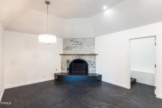 Detail Gallery Image 20 of 74 For 7572 Mcgroarty Ter, Tujunga,  CA 91042 - 6 Beds | 6 Baths