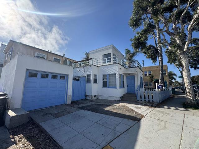 3958 Mission Blvd., San Diego CA: https://media.crmls.org/mediaz/20a29ad2-21a7-483e-a53d-571a61f0c338.jpg