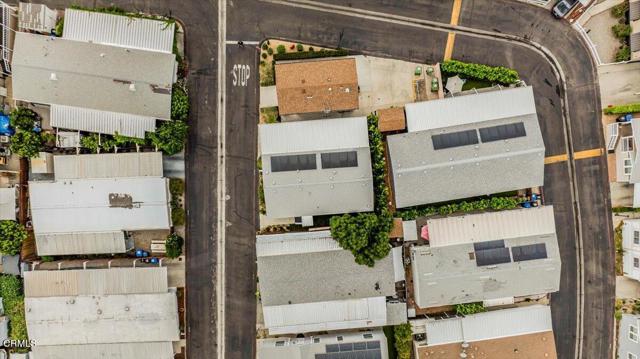 20652 Lassen Street, Chatsworth CA: https://media.crmls.org/mediaz/20a3dc15-4697-4502-9838-9526c5e1424d.jpg