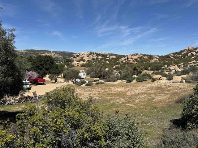 Image 32 of 75 For 41083 Old Highway 80