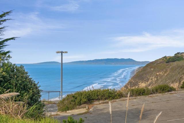 80 Highland Avenue, Daly City CA: https://media.crmls.org/mediaz/20a4482f-880e-4a24-988b-56a567255fa7.jpg